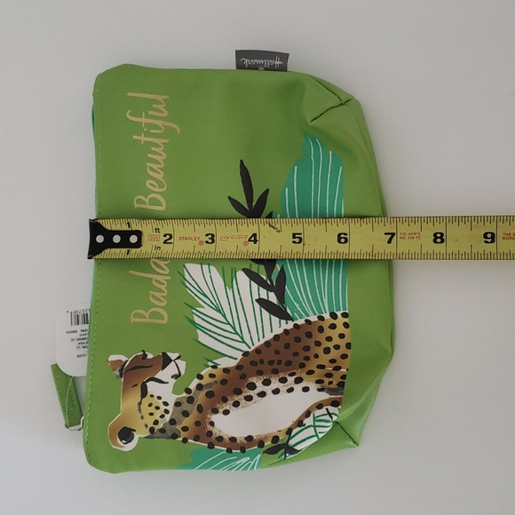Hallmark cheetah small pouch bag - Picture 8 of 8